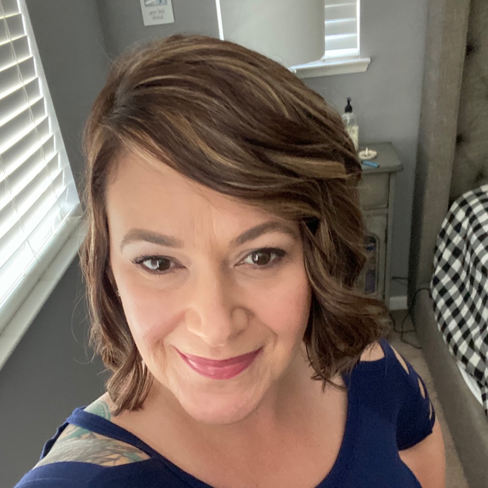 Meet your Posher, Tricia - Picture 1 of 1